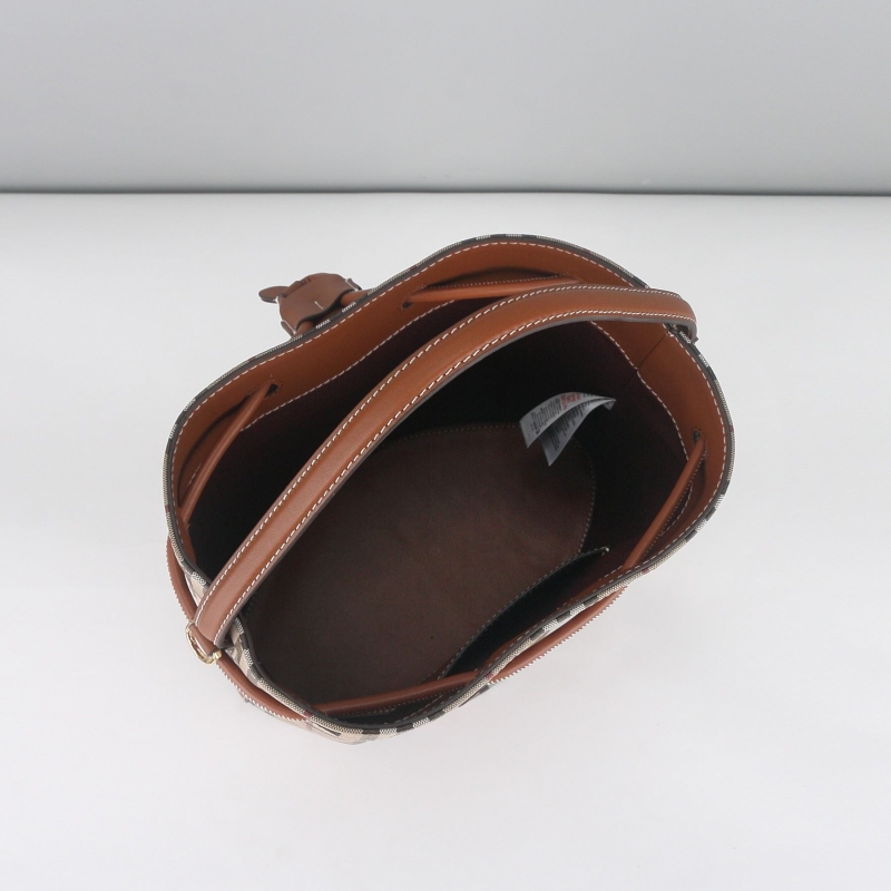 Bv*b*rry bucket bags